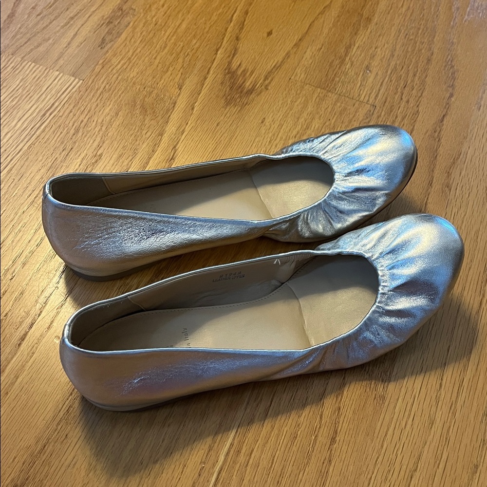 J. Crew Silver Flats Cece leather ballet flats size 11